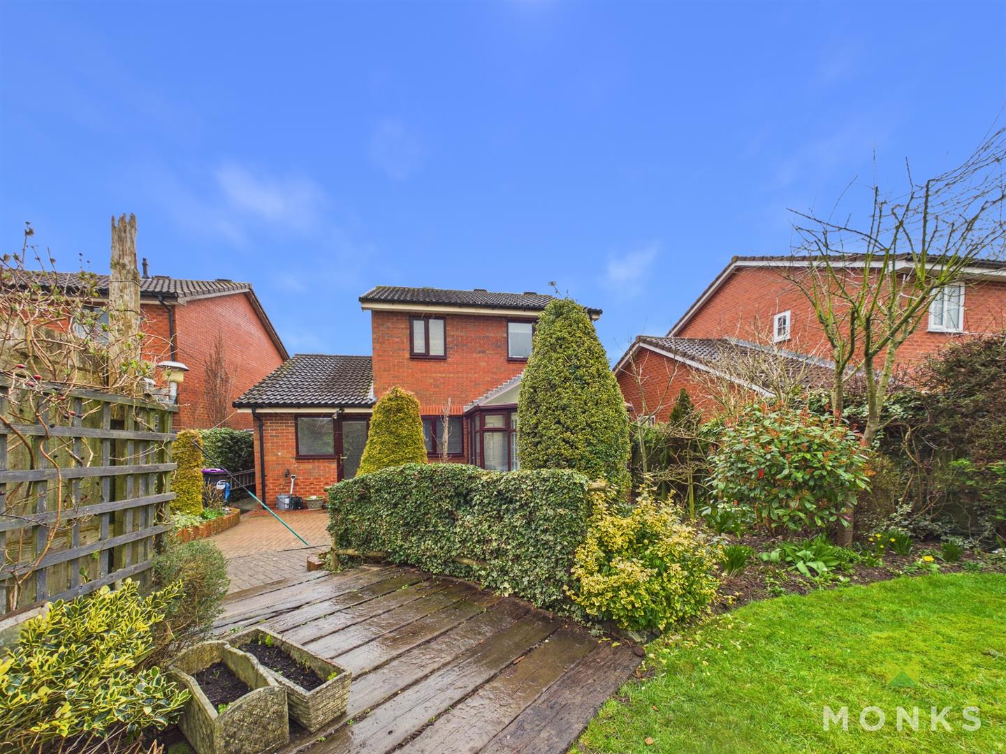 4 Crampton Court, Oswestry, SY11 2YP For Sale